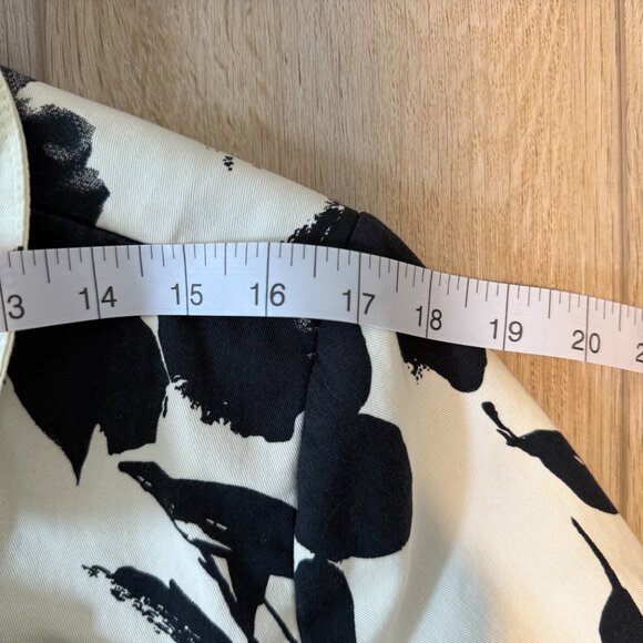 Black Rivet Abstract Floral Print Belted Trench Coat β Size L - Picture 7 of 9